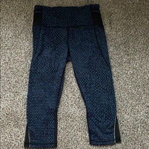 LULULEMON cropped leggings